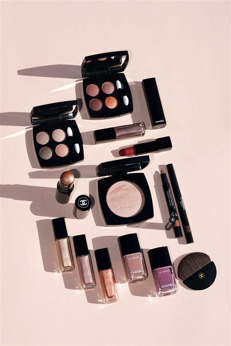 chanel maquillage ete 2020|Chanel make up boots.